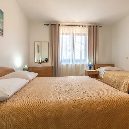 Lägenhet Irena's Place A1 *
