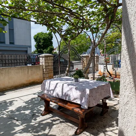 Apartman Irena's Place A1