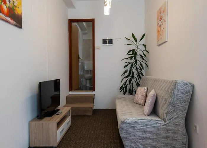 Irena's Place A1 아파트