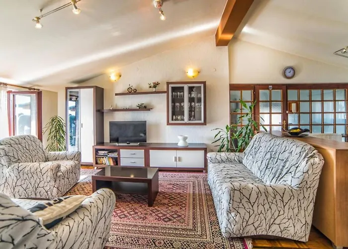 Irena's Place A1 아파트