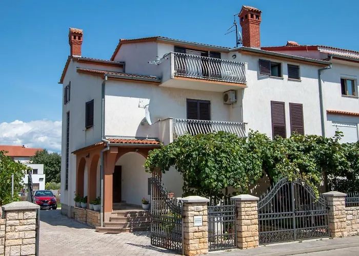 아파트 Irena's Place A1 *